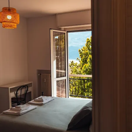 View - 5 Min Away Abbadia Lariana
